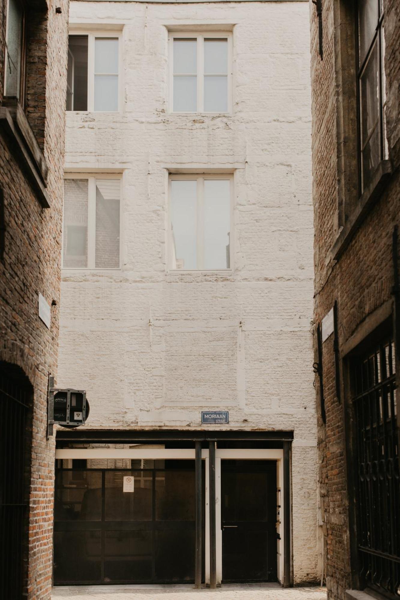 Blue Bird Residence Antwerp Exterior photo